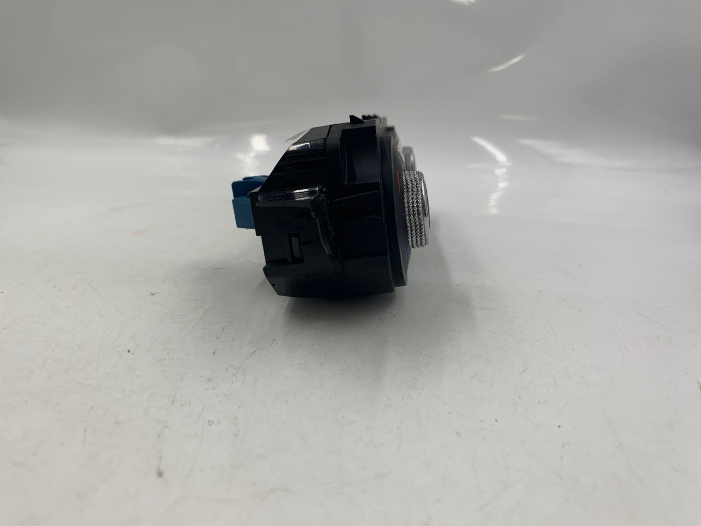 2015-2016 Ford Escape AC Heater Climate Control Temperature Unit OEM B04B34015