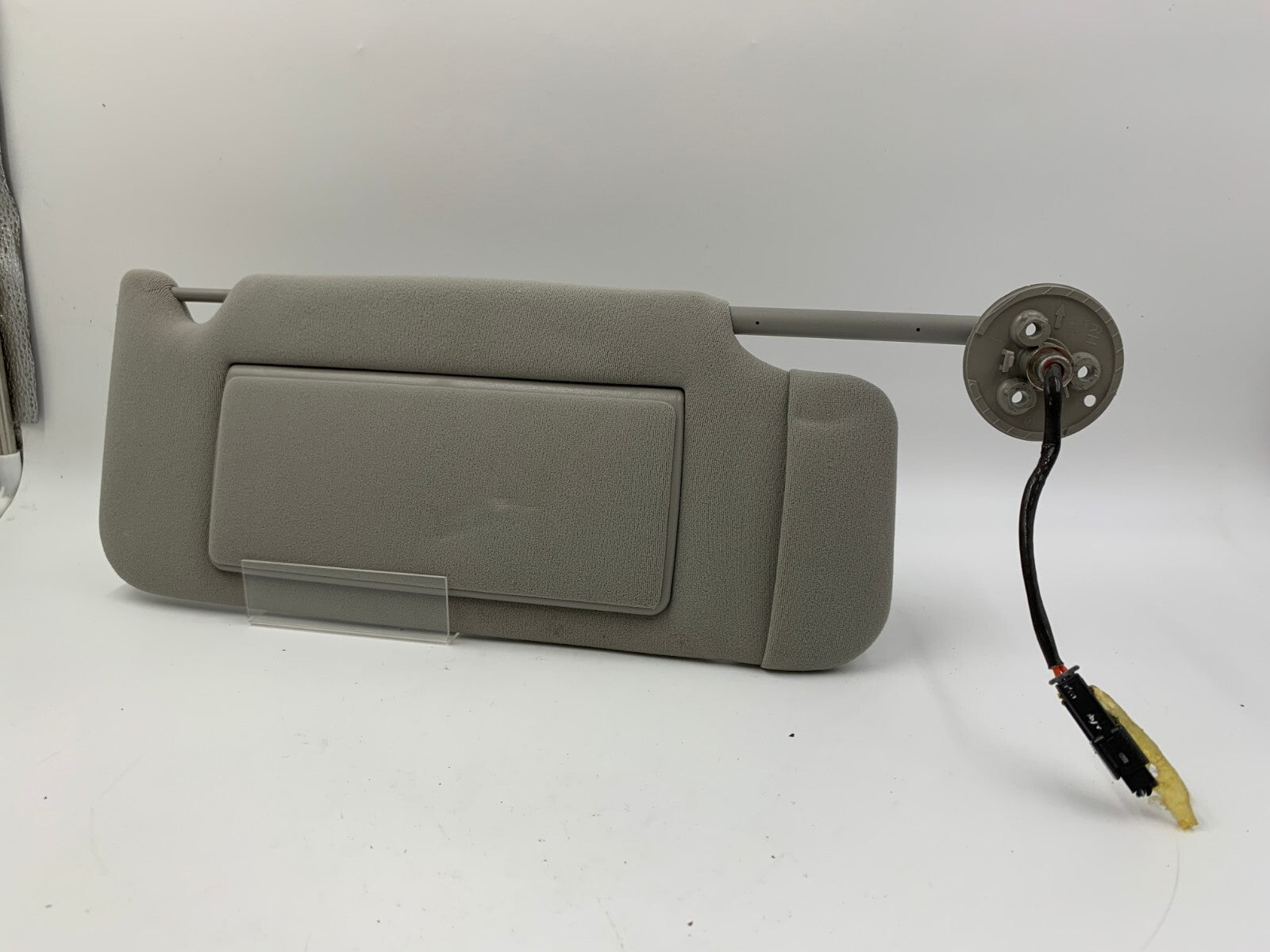2005-2007 Cadillac STS Passenger Sun Visor Gray Illuminated OEM B01B04042