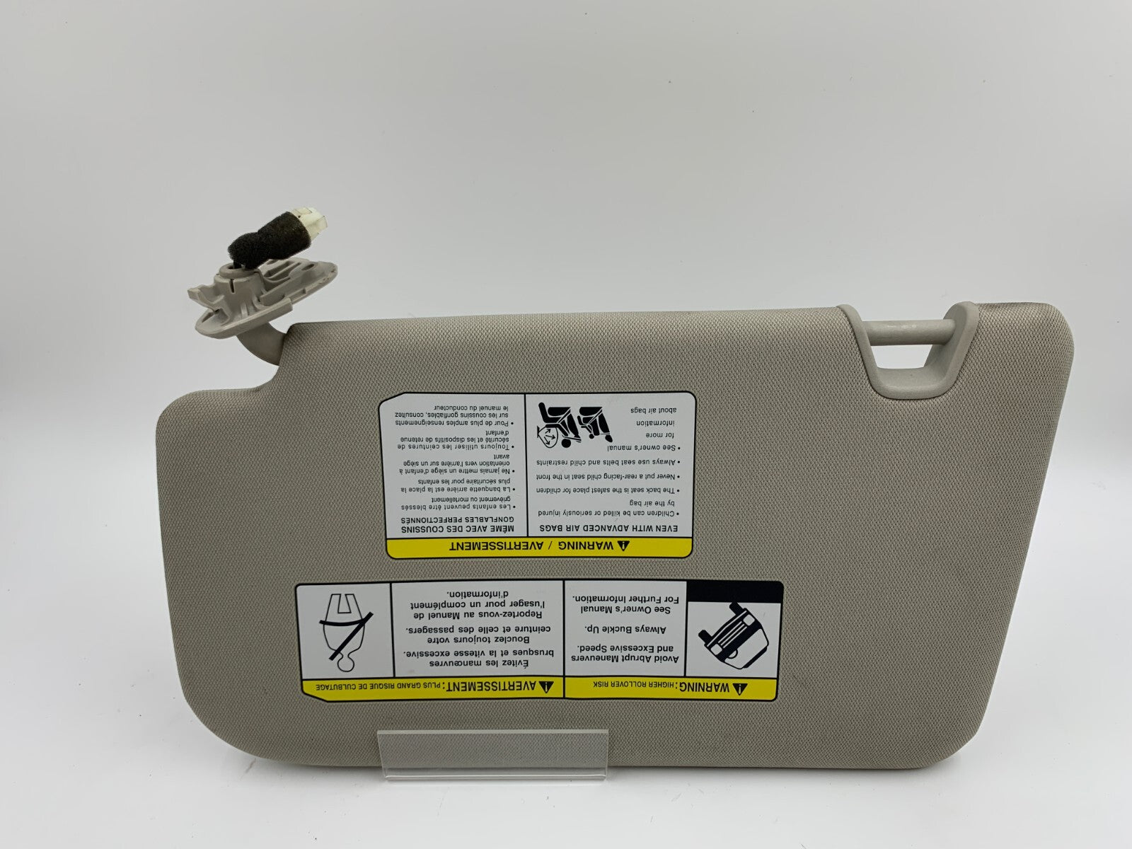 2018-2020 Nissan Rogue Passenger Sun Visor Gray Illuminated OEM B01B10001