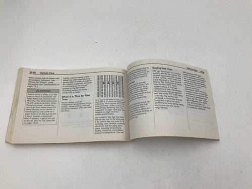 2011 Chevrolet Cruze Owners Manual Handbook OEM R01B24001