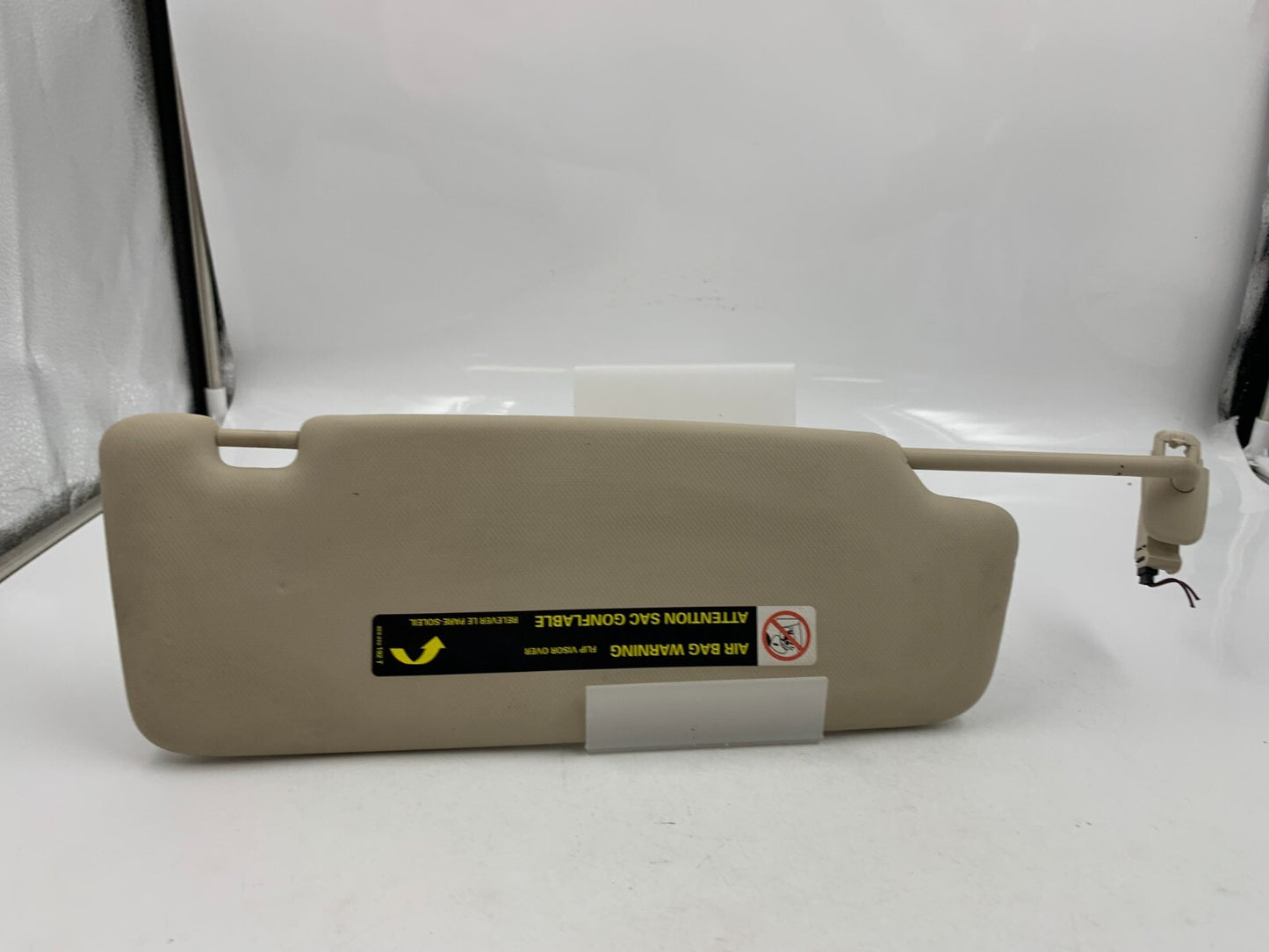 2009-2012 Audi A4 Driver Sun Visor Sunvisor Gray Illumination OEM C04B48016