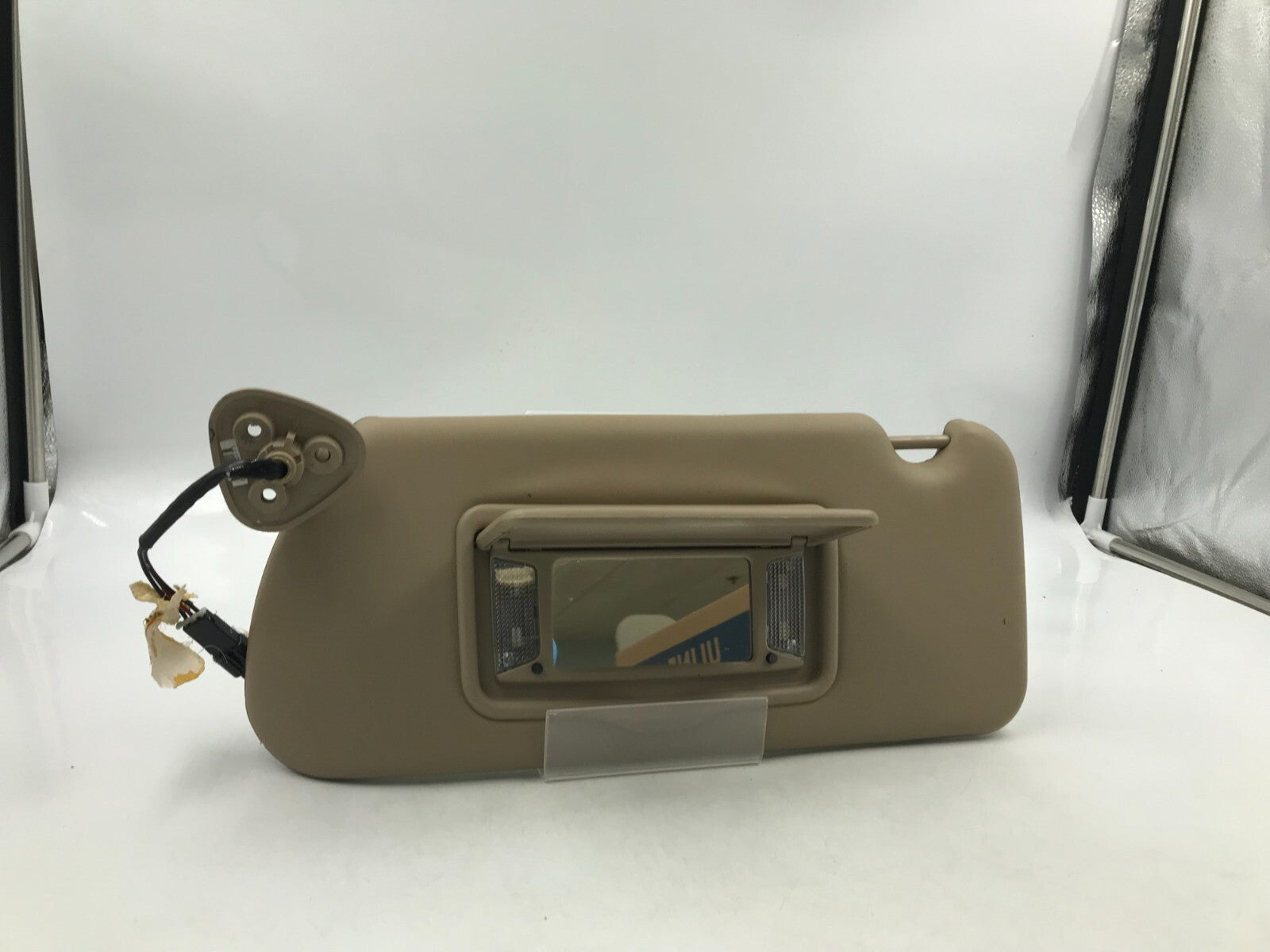 2004-2009 Cadillac SRX Driver Sun Visor Tan Illuminated OEM C04B42009