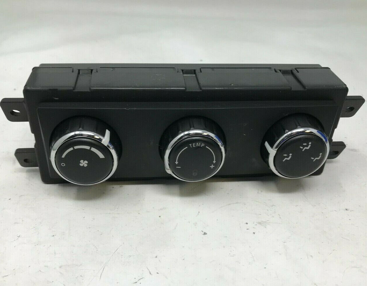 2009-2014 Volkswagen Routan AC Heater Climate Control Unit OEM D02B22009