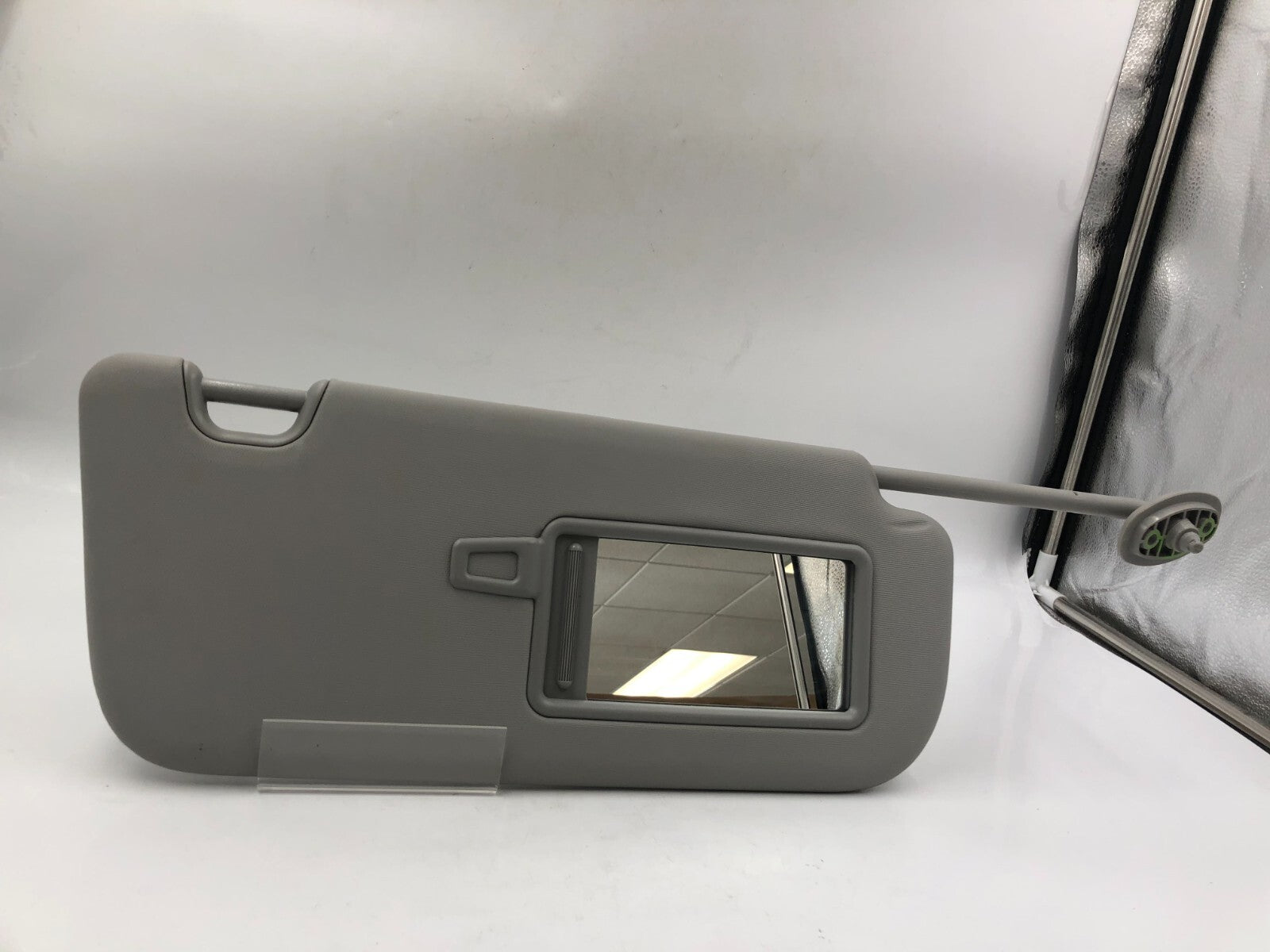 2014-2019 Kia Soul Passenger Sun Visor Gray OEM E01B48060