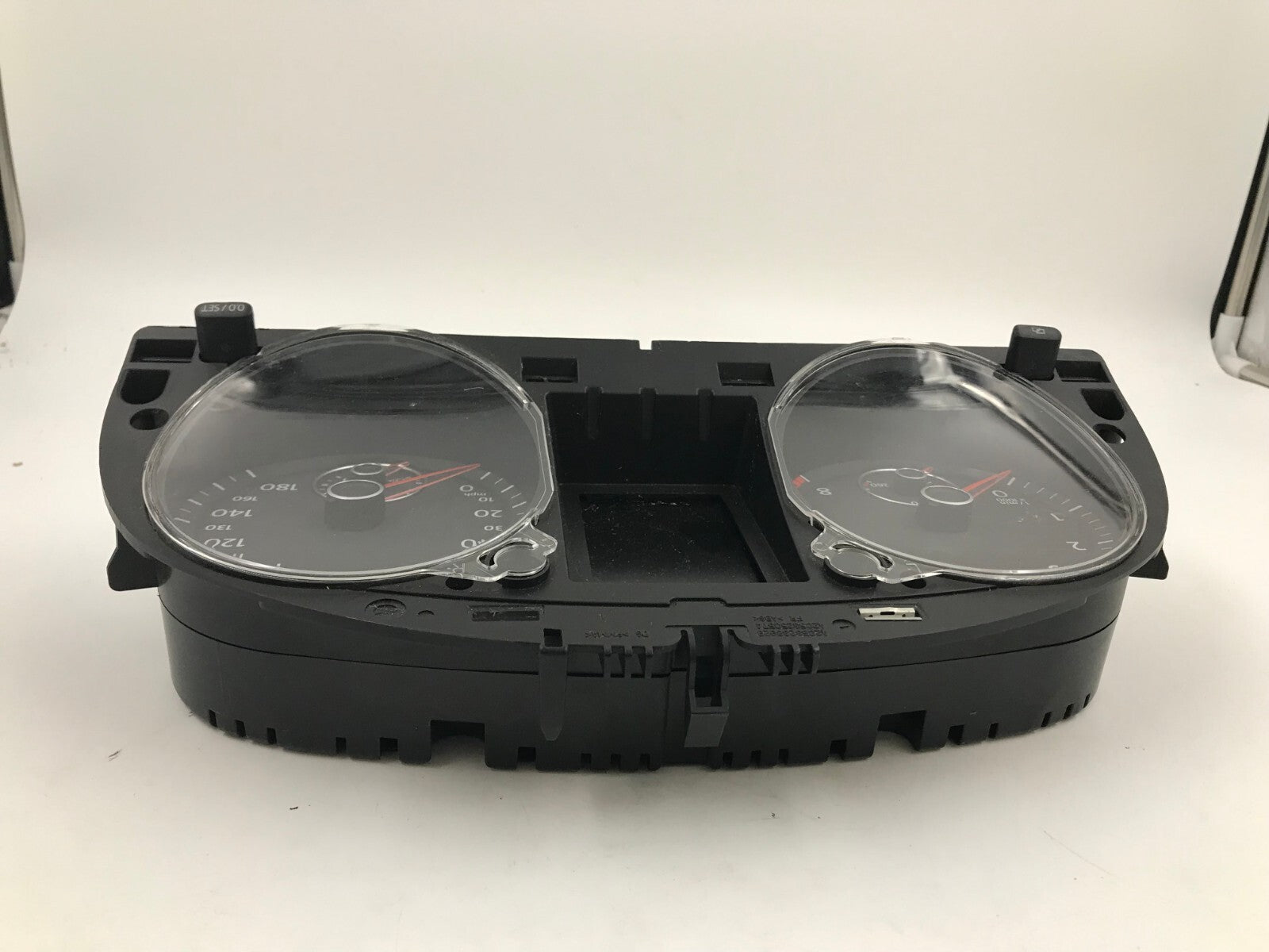 2011 Volkswagen CC Speedometer Instrument Cluster 163006 Miles OEM E02B15061