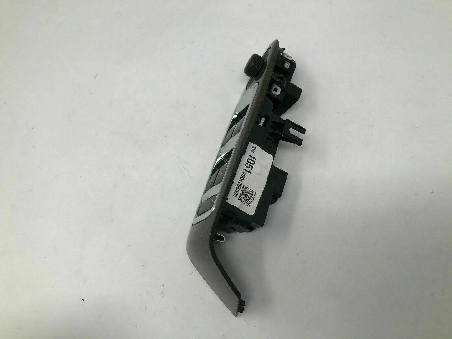 2011-2013 Chevy Malibu Master Power Window Switch OEM C02B01008