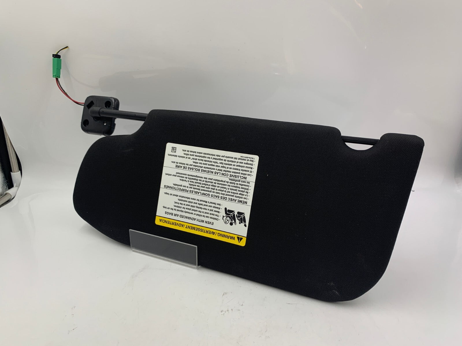 2013-2019 Ford Taurus Passenger Sun Visor Black Illuminated OEM E02B50016