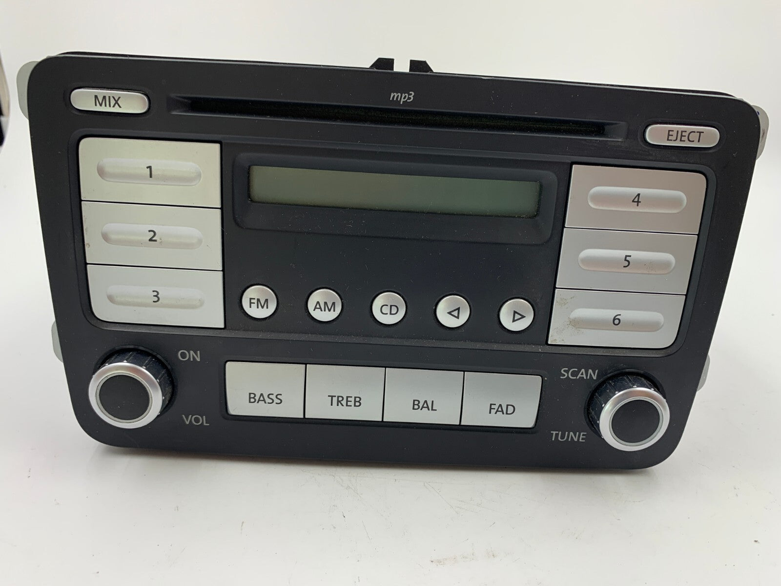 2010-2011 Volkswagen Golf AM FM Radio CD Player Receiver OEM B04B34002