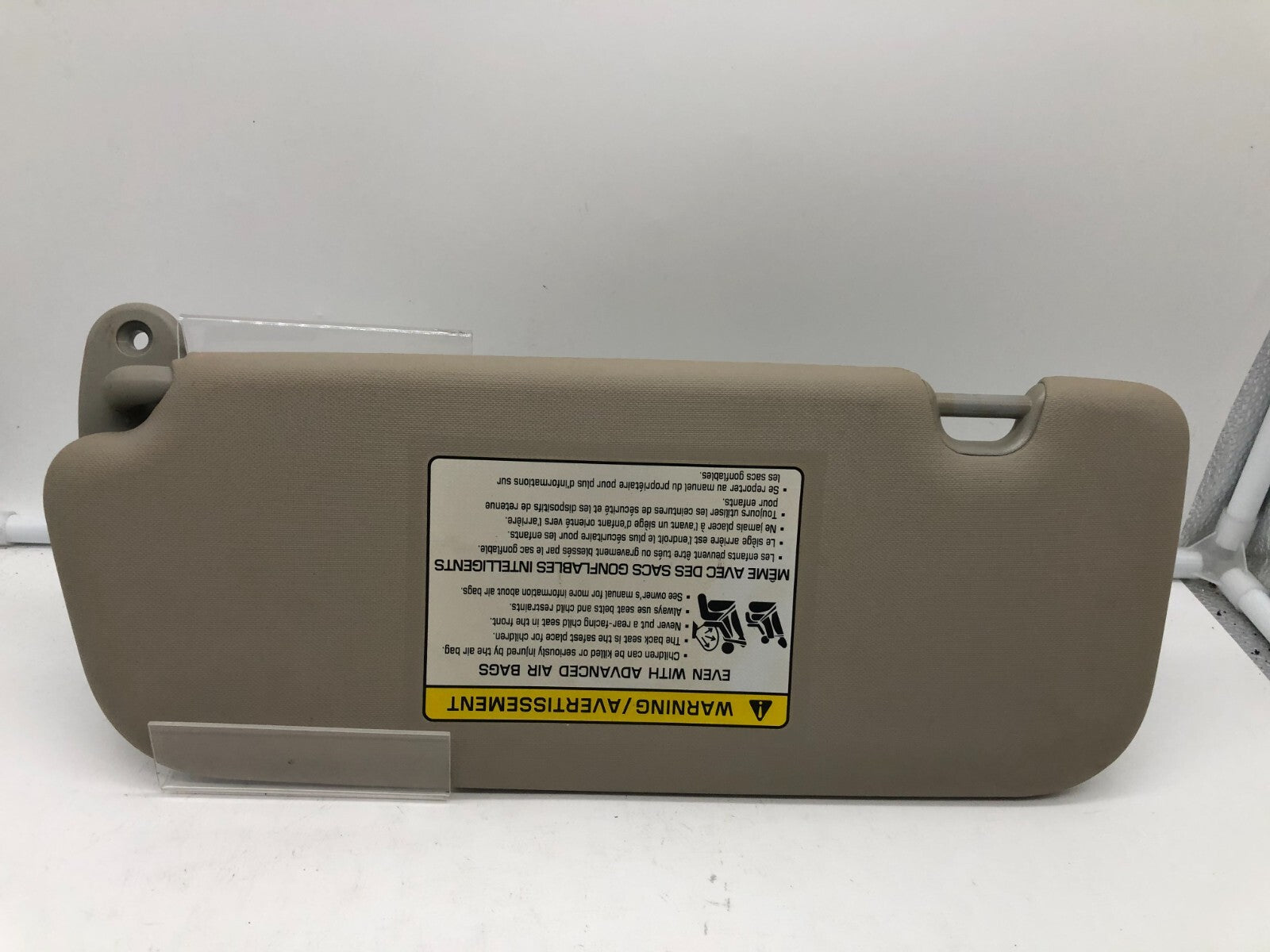 2017-2018 Kia Forte Passenger Sun Visor Gray OEM C03B45060