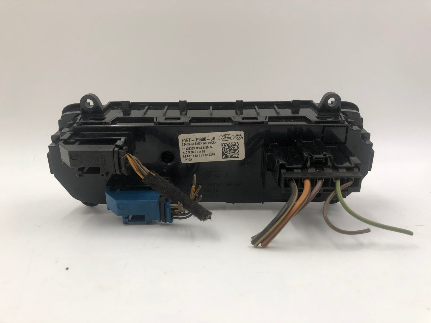 2015-2018 Ford Focus Climate Control AC Heater Unit OEM D01B16007