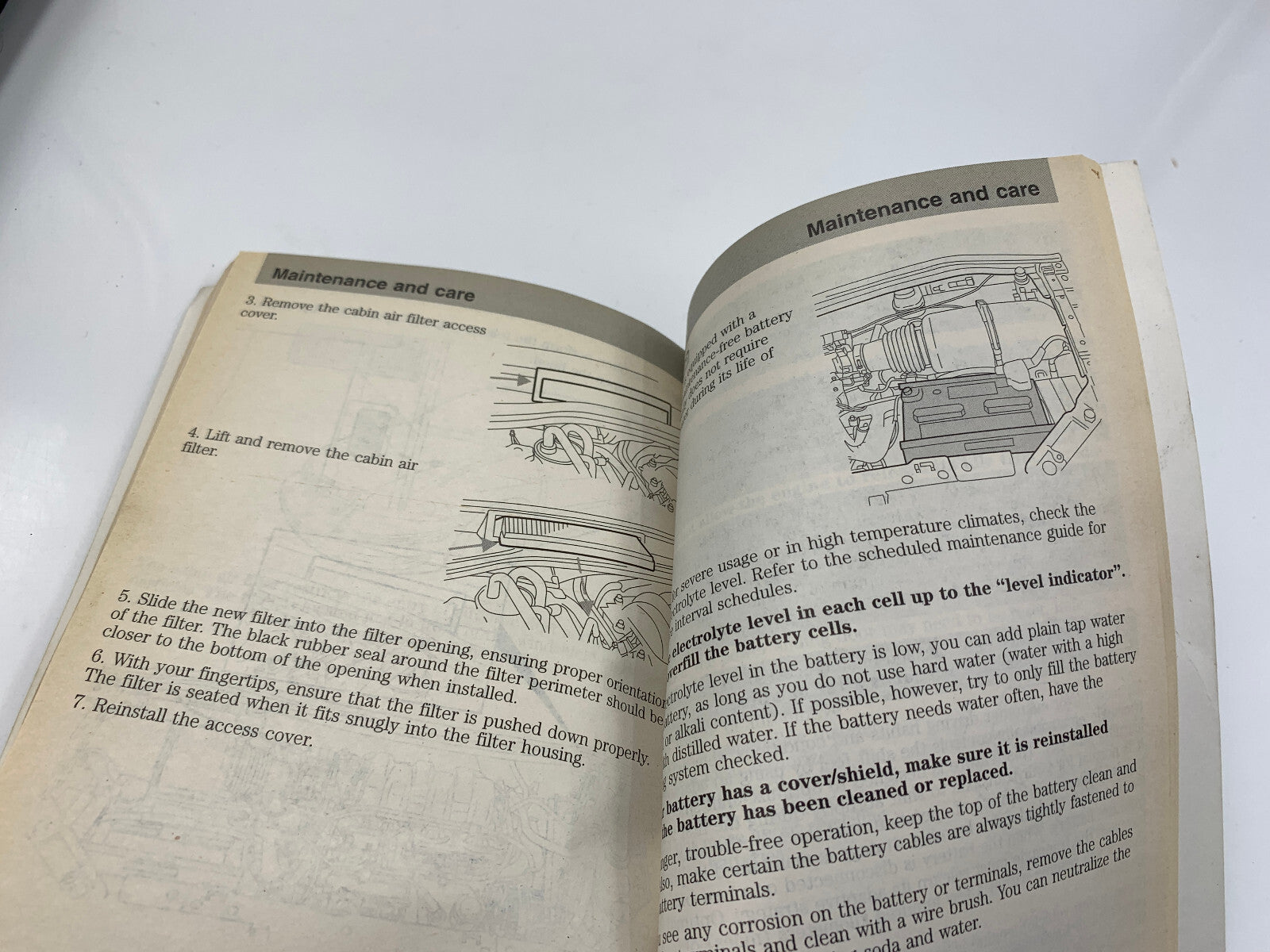 2001 Ford Windstar Owners Manual with Case OEM E01B46002