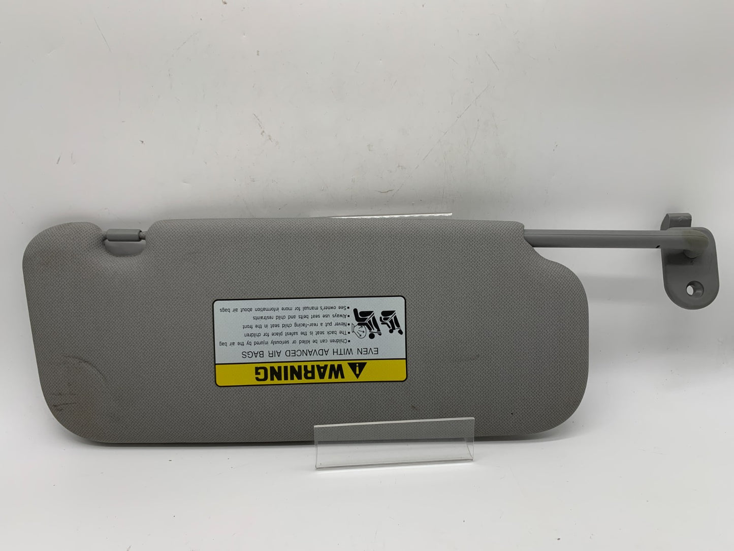 2014-2017 Hyundai Accent Driver Sun Visor Gray OEM C01B01006