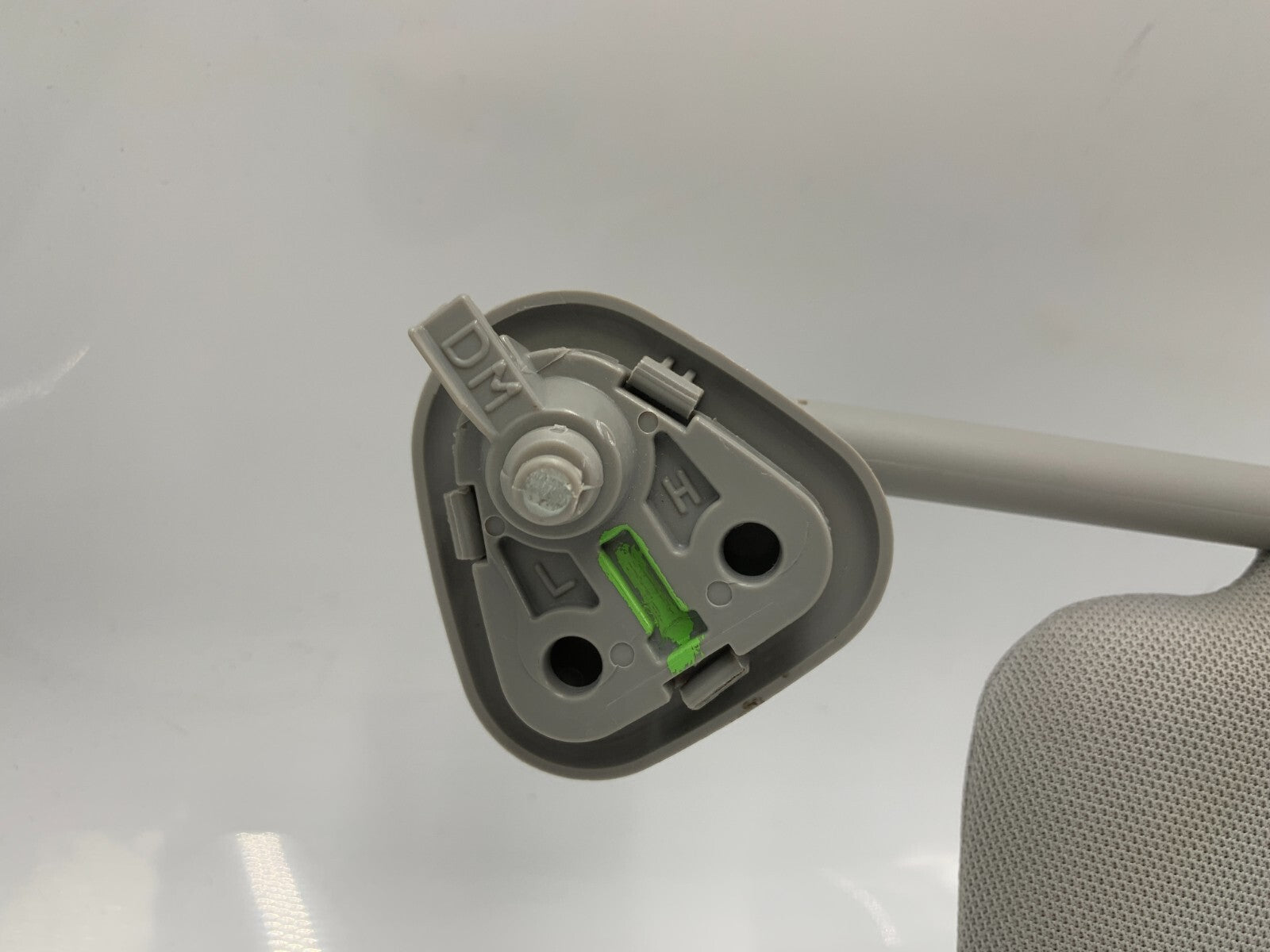 2013-2019 Hyundai Santa Fe Driver Sun Visor Gray OEM D04B22027