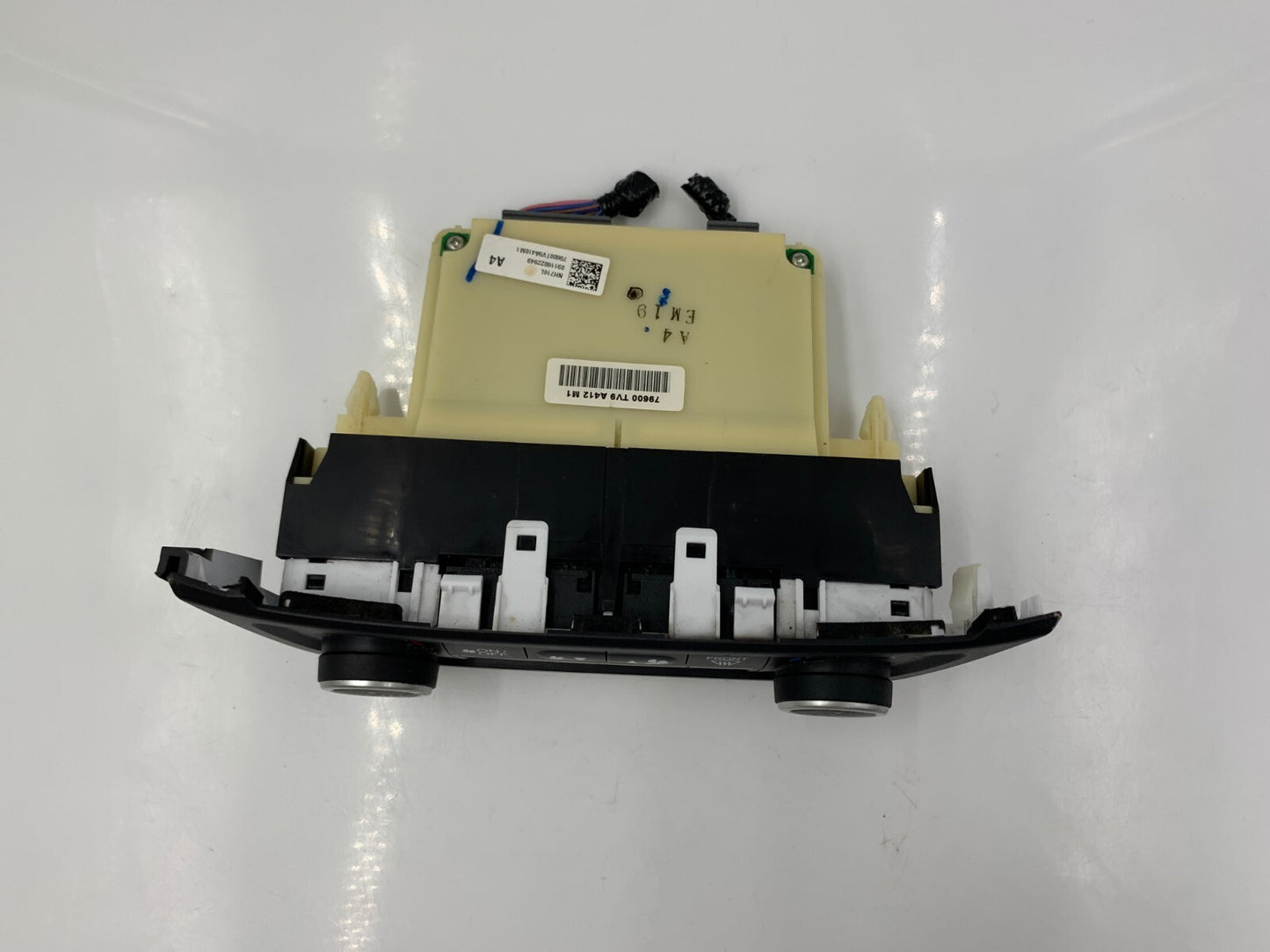 2016-2018 Acura ILX AC Heater Climate Control Unit OEM B01B35023