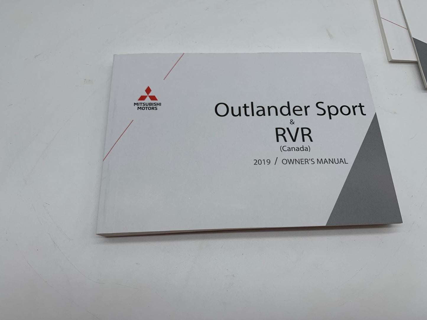 2019 Mitsubishi Outlander Sport & RVR Owners Manual Set OEM B01B23007