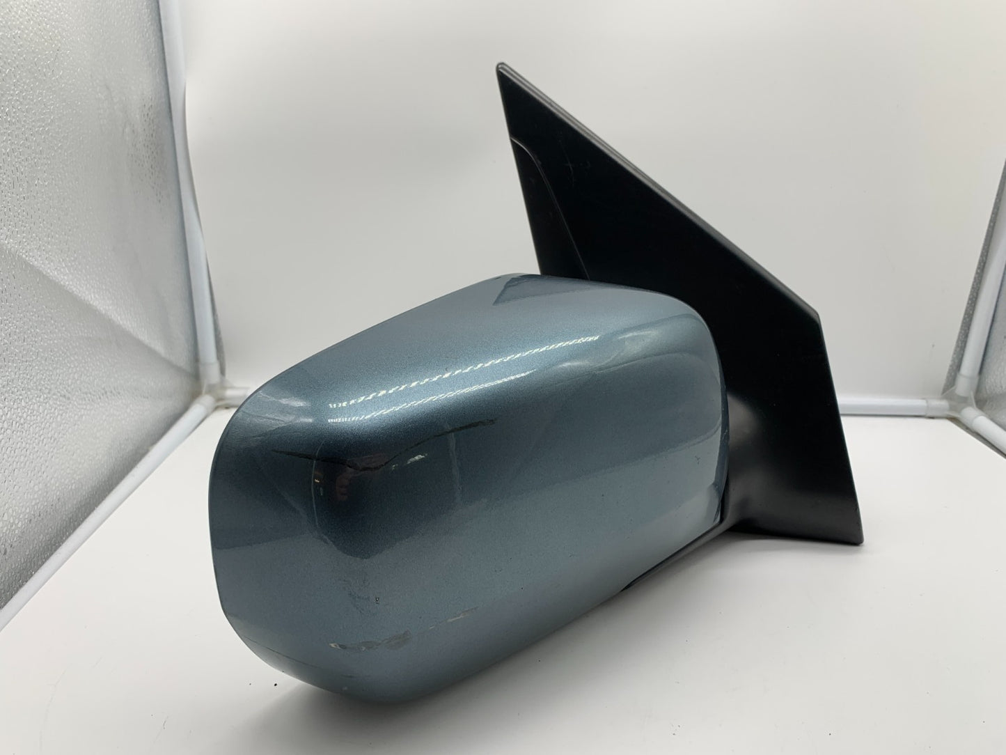 2003-2008 Honda Pilot Passenger Side View Power Door Mirror Blue OEM D03B55001