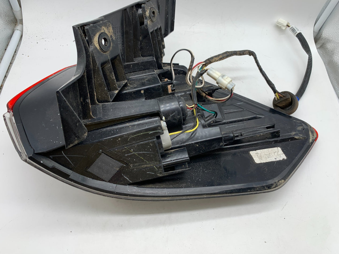 2017-2019 Nissan Rogue Driver Side Tail Light Taillight OEM A03B41003