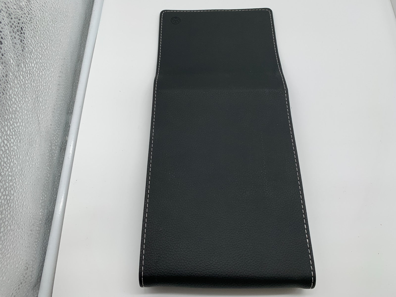 2019 Volkswagen Atlas Owners Manual Set with Case OEM A02B31010