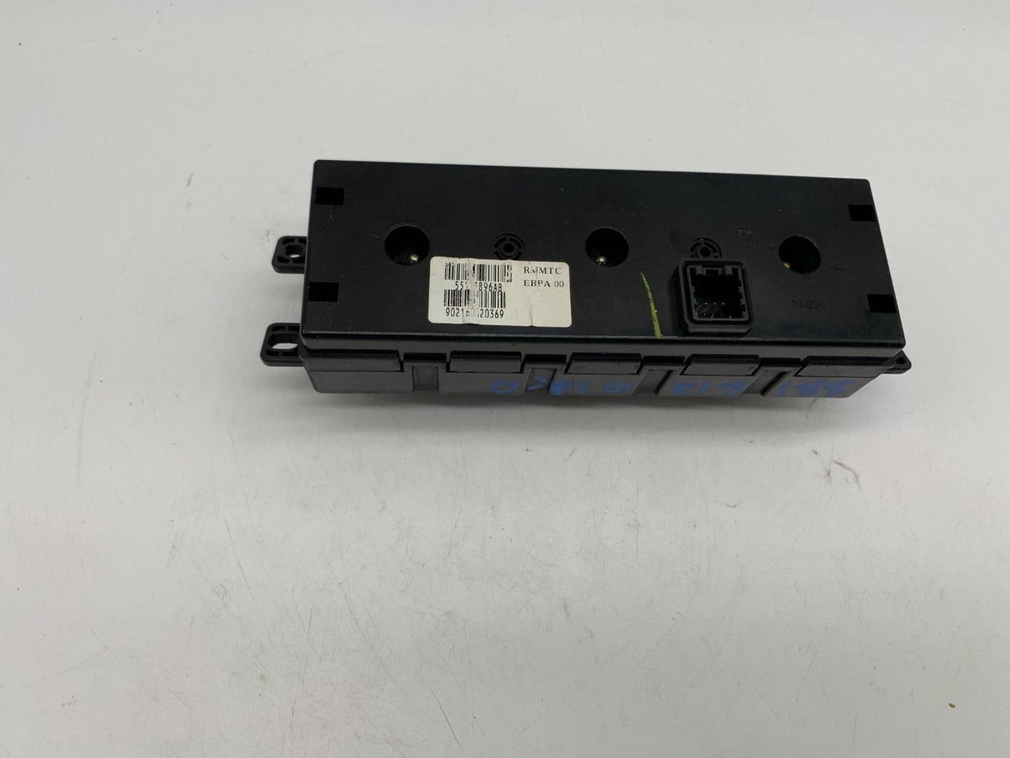 2009-2014 Volkswagen Routan Rear Climate Control AC Heater OEM A04B43009