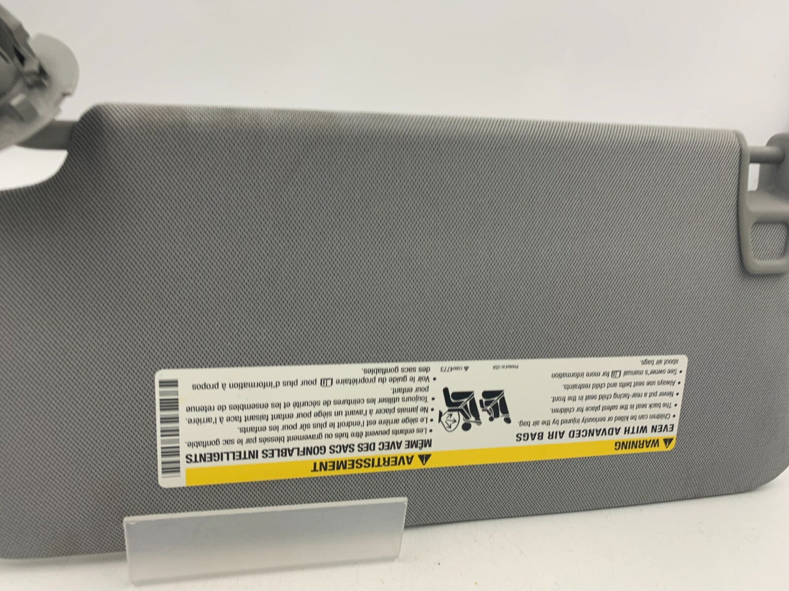 2017-2020 Chevrolet Trax Passenger Sun Visor Gray OEM C01B38062