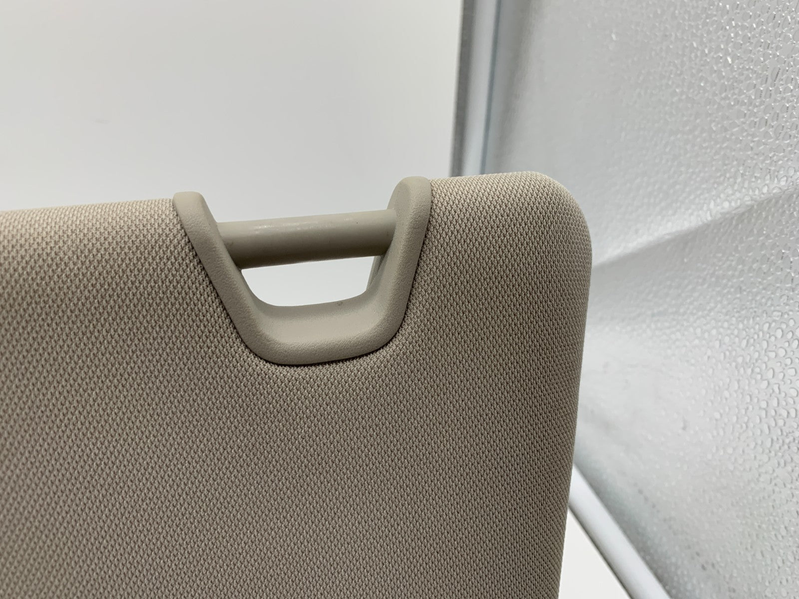 2014-2017 Nissan Rogue Passenger Sun Visor Gray with Illumination OEM