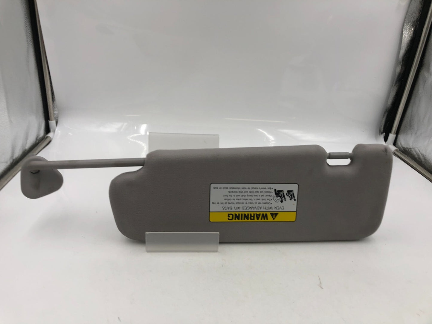 2011-2015 Hyundai Sonata Passenger Sun Visor Gray Illuminated OEM C03B19065