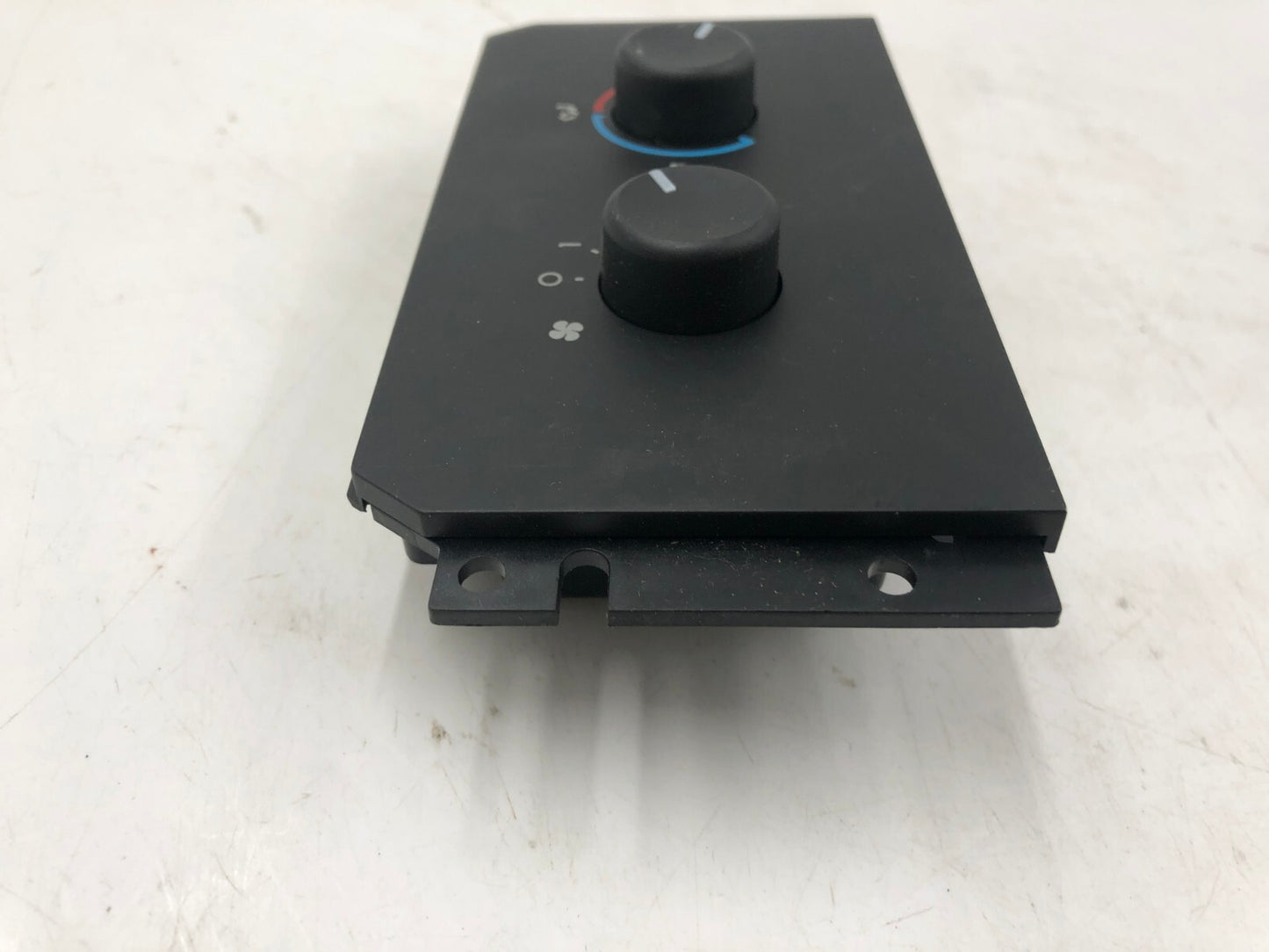 2007-2014 Ford Expedition Rear AC Heater Climate Control Unit OEM A04B09075