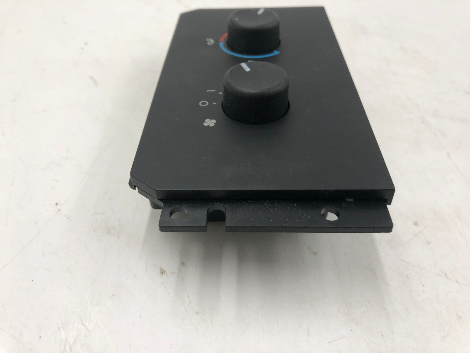 2007-2014 Ford Expedition Rear AC Heater Climate Control Unit OEM A04B09075