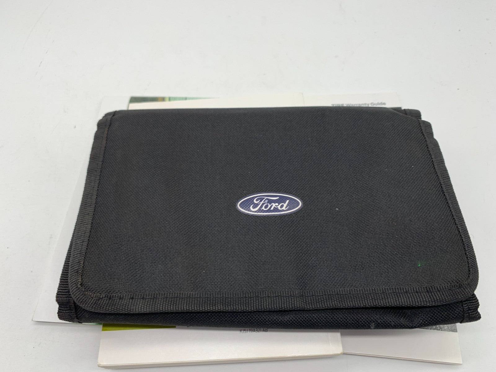 2019 Ford Escape Owners Manual Set with Case OEM C02B14053