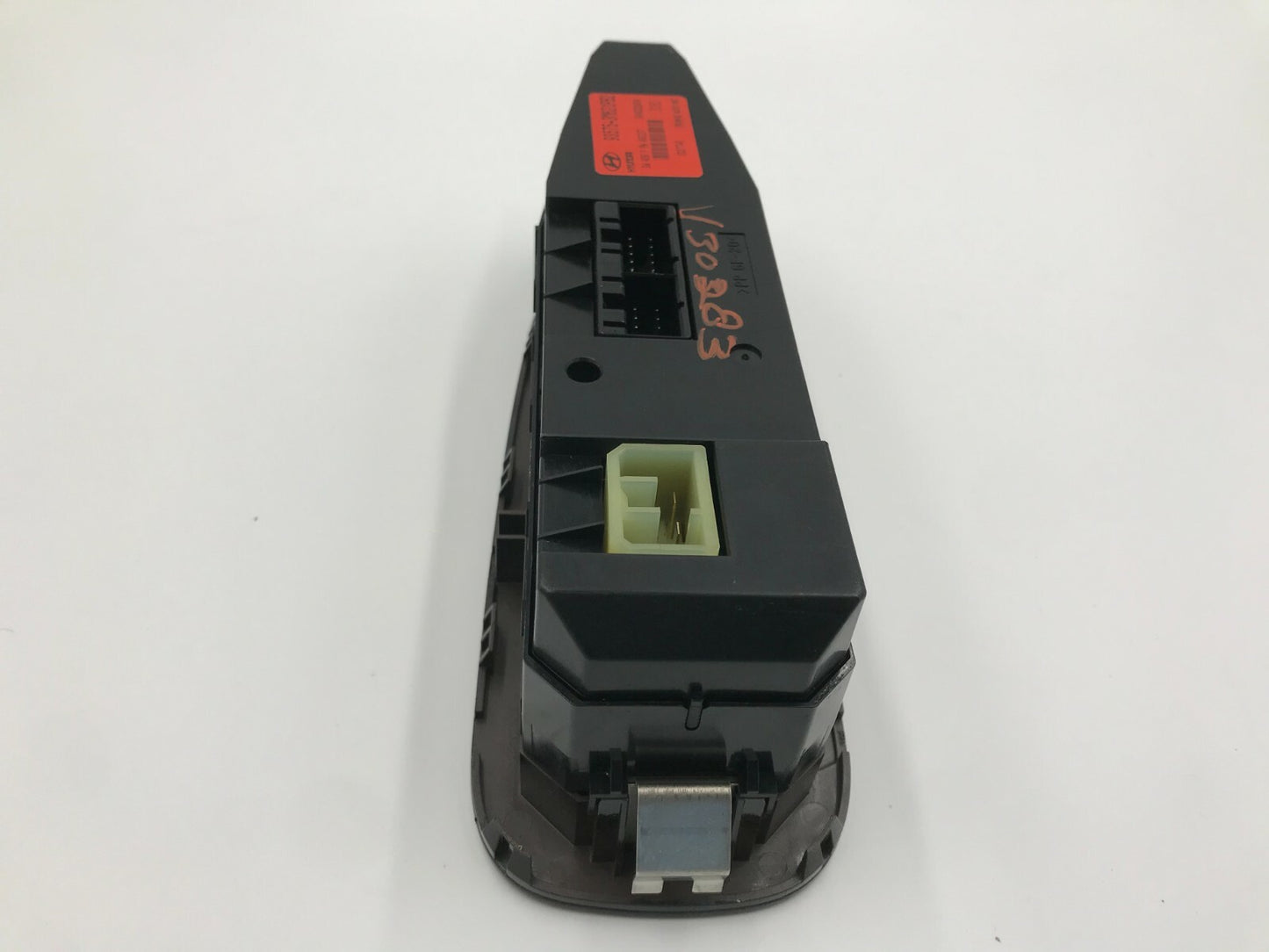 2011-2014 Hyundai Genesis Master Power Window Switch OEM B05014