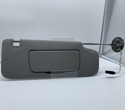 2018-2020 Chevrolet Equinox Passenger Sun Visor Gray Illuminated OEM B03B46052