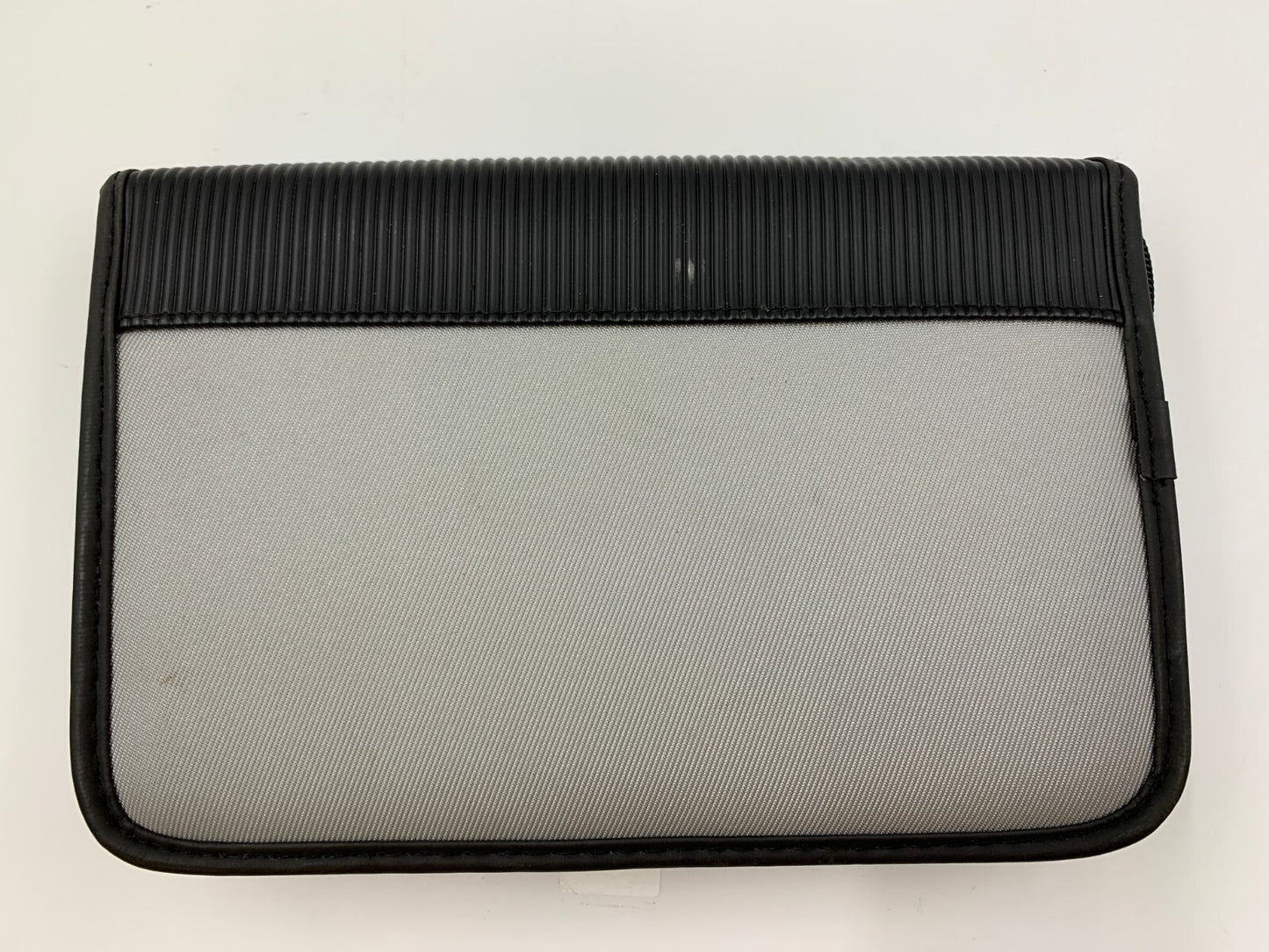 2005 Nissan Altima Owners Manual Set with Case OEM B04B33040