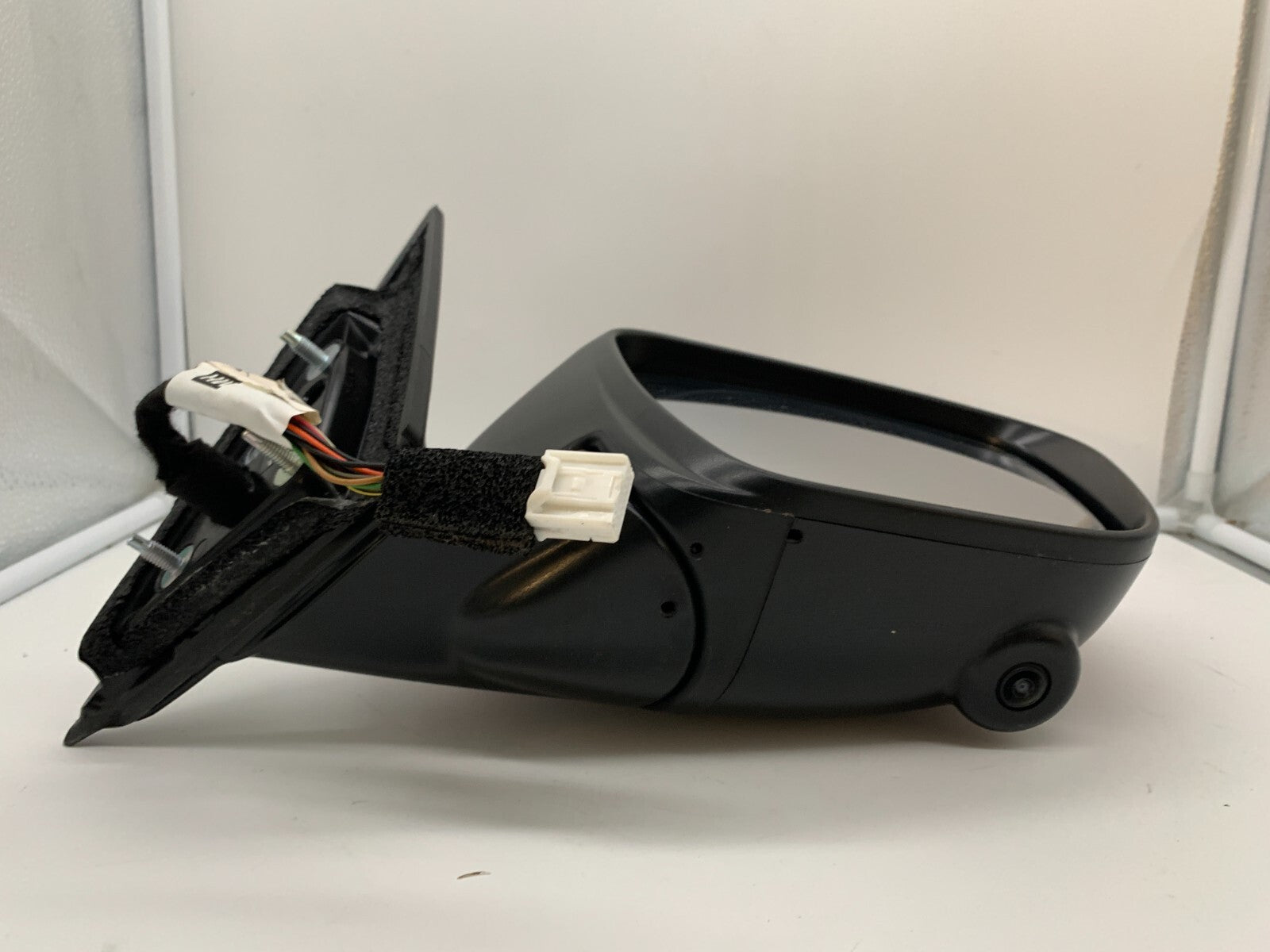 2017-2020 Nissan Rogue Passenger Side View Power Door Mirror Red OEM A03B42001