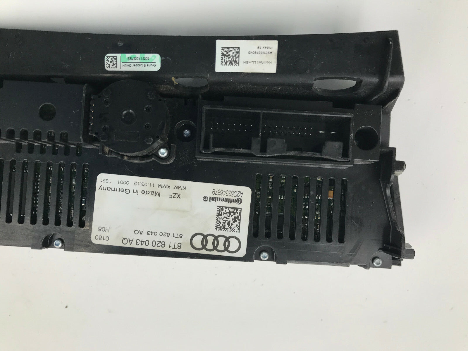 2009-2012 Audi A4 AC Heater Climate Control OEM C02B55006