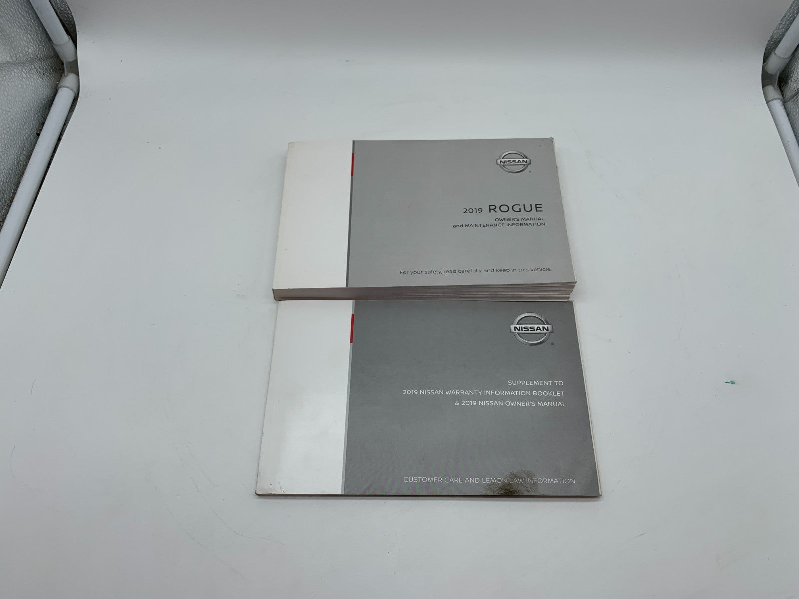 2019 Nissan Rogue Owners Manual Set OEM C03B08007