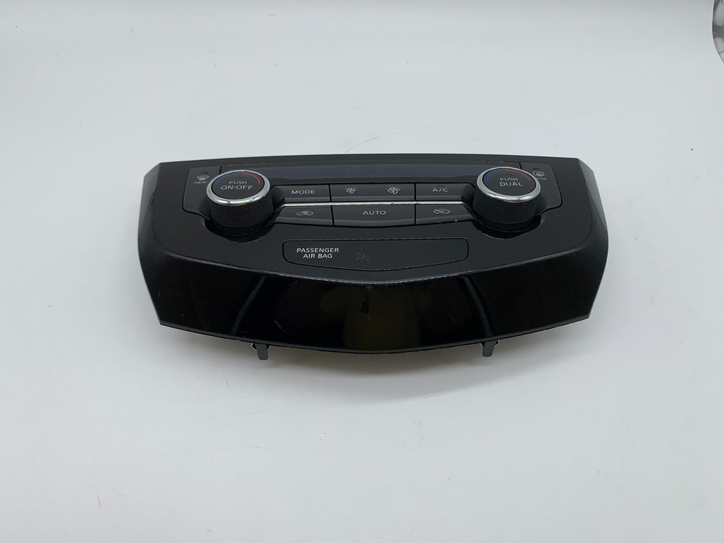 2017-2023 Nissan Rogue Climate Control AC Heater Temperature Unit OEM C03B50005