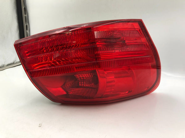 2008-2015 Nissan Rogue Driver Side Tail Light Taillight OEM D01B44047