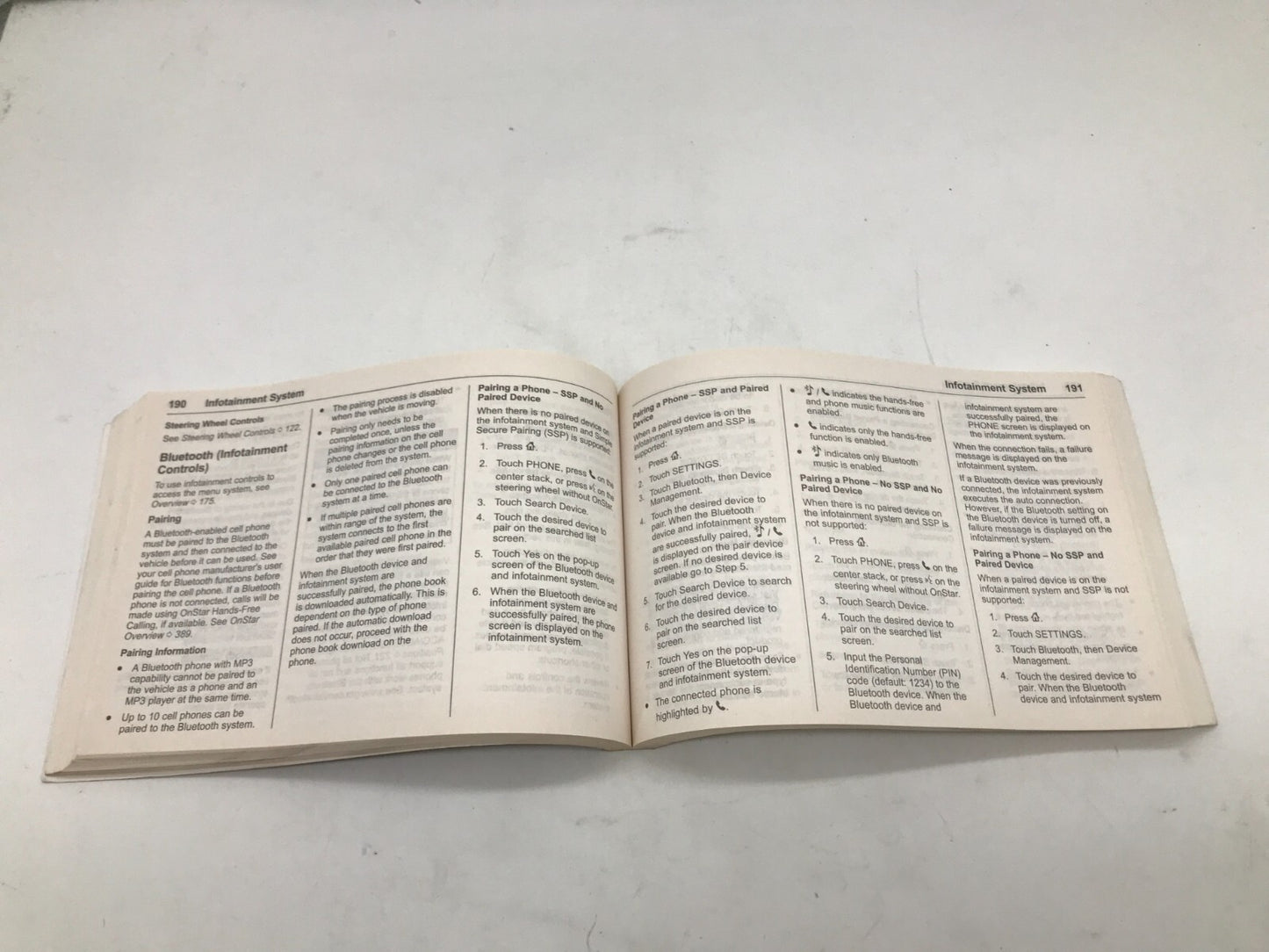 2018 Chevy Traverse Owners Manual OEM D04B24058