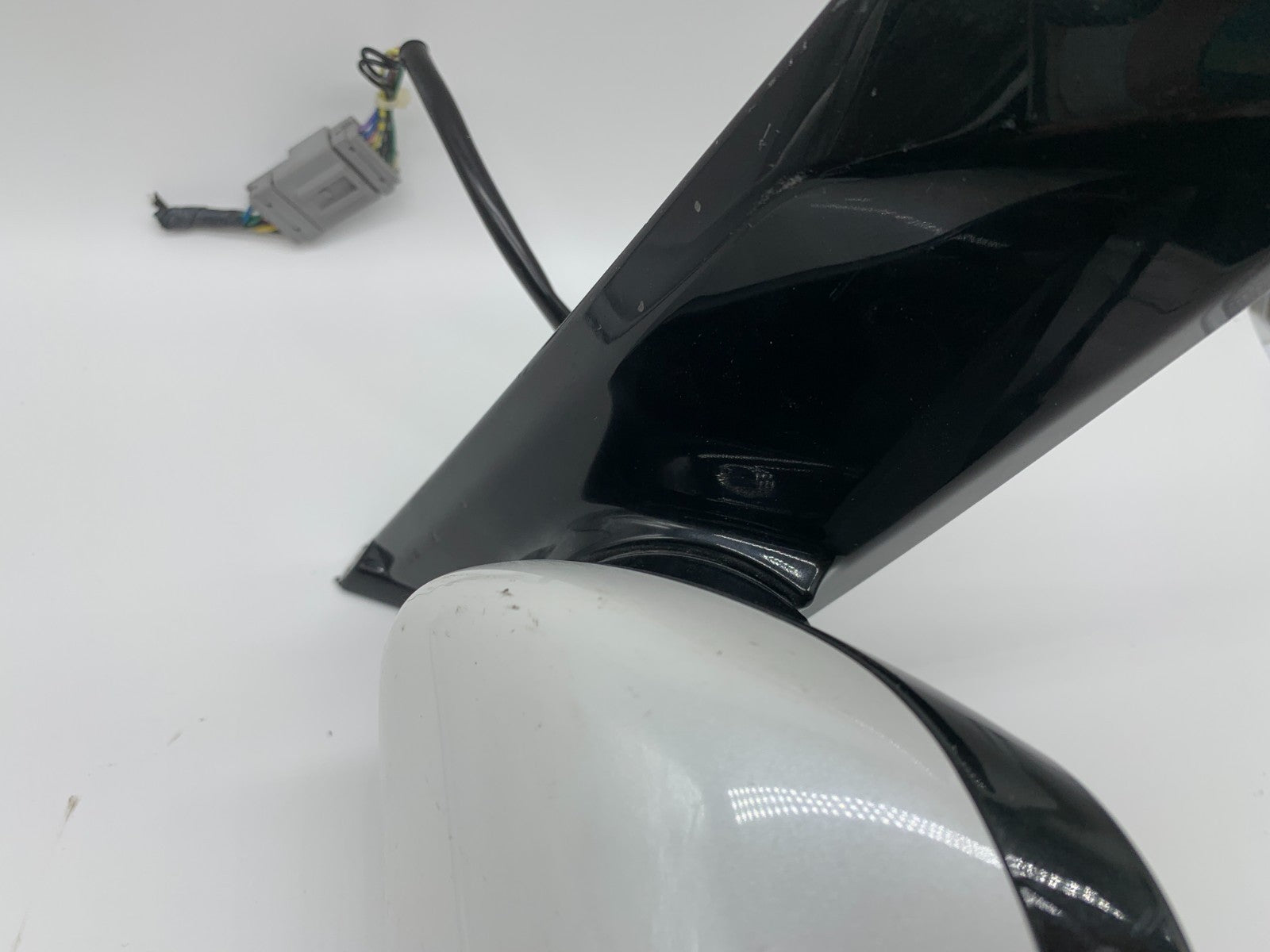 2006-2007 Subaru B9 Tribeca Driver Side View Power Door Mirror OEM C04B51002