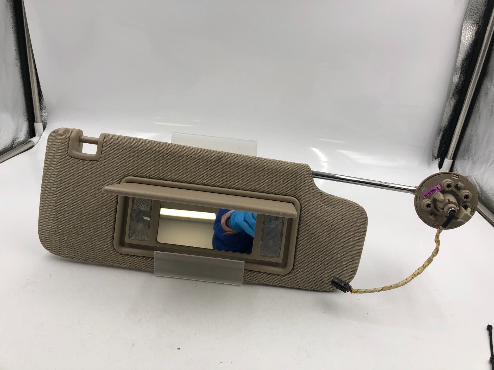 2014-2019 Cadillac CTS Passenger Sun Visor Beige Illuminated OEM B03B06086