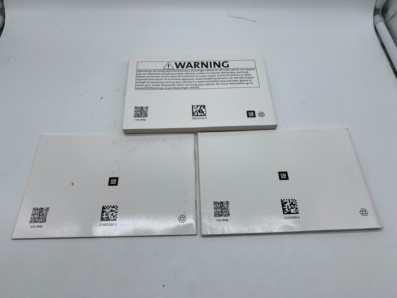 2018 GMC Yukon Yukon XL Denali Owners Manual Set OEM A02B50047