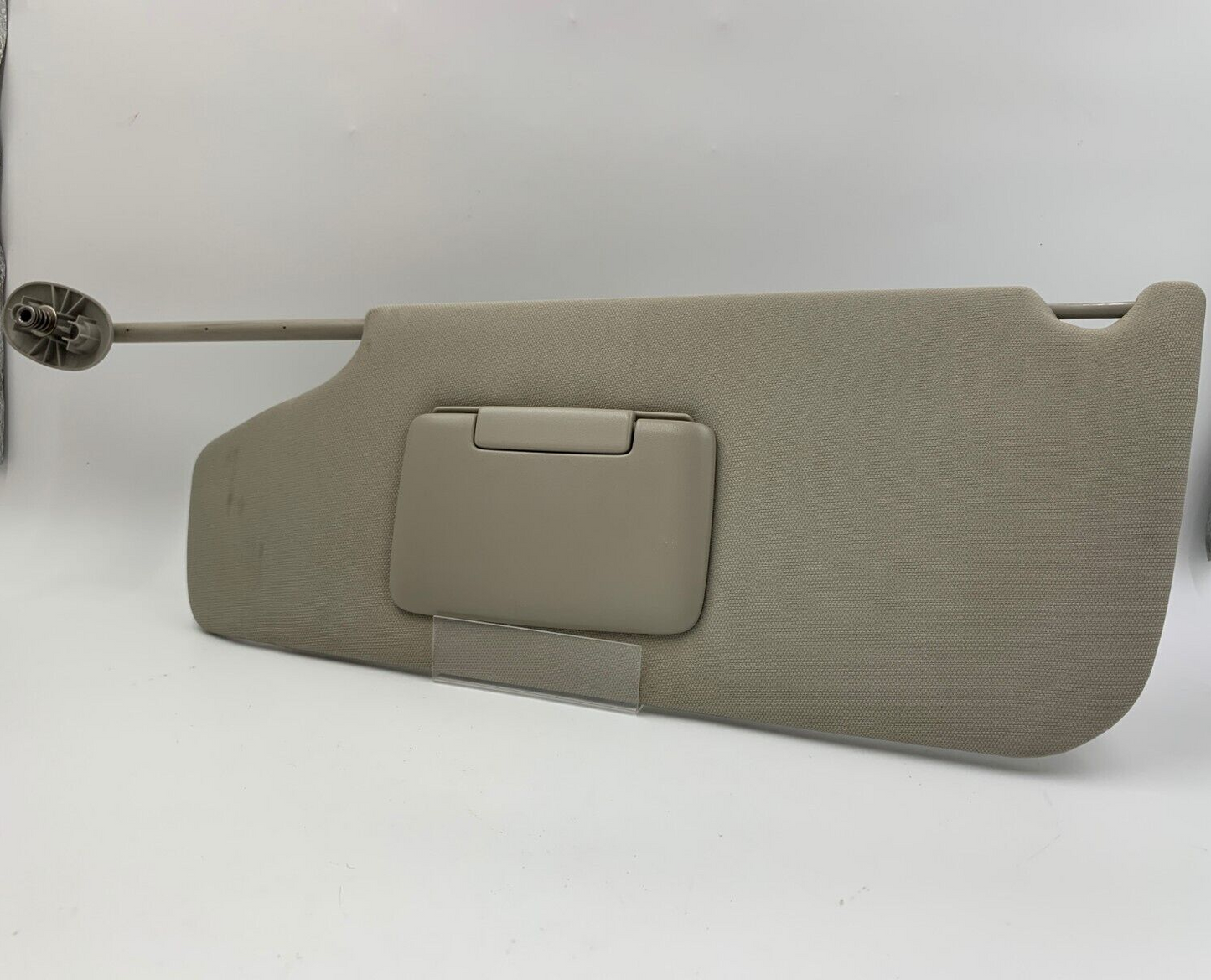 2006-2010 Jeep Commander Driver Sun Visor OEM E01B30079