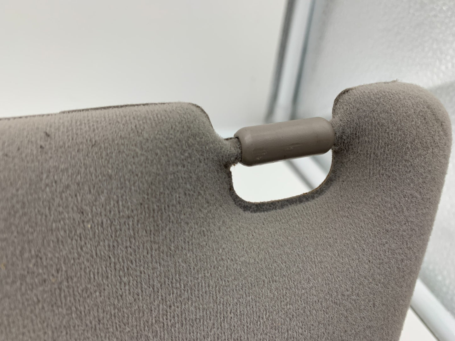 2004 Lexus ES330 Passenger Sun Visor Gray Illuminated OEM C02B28002