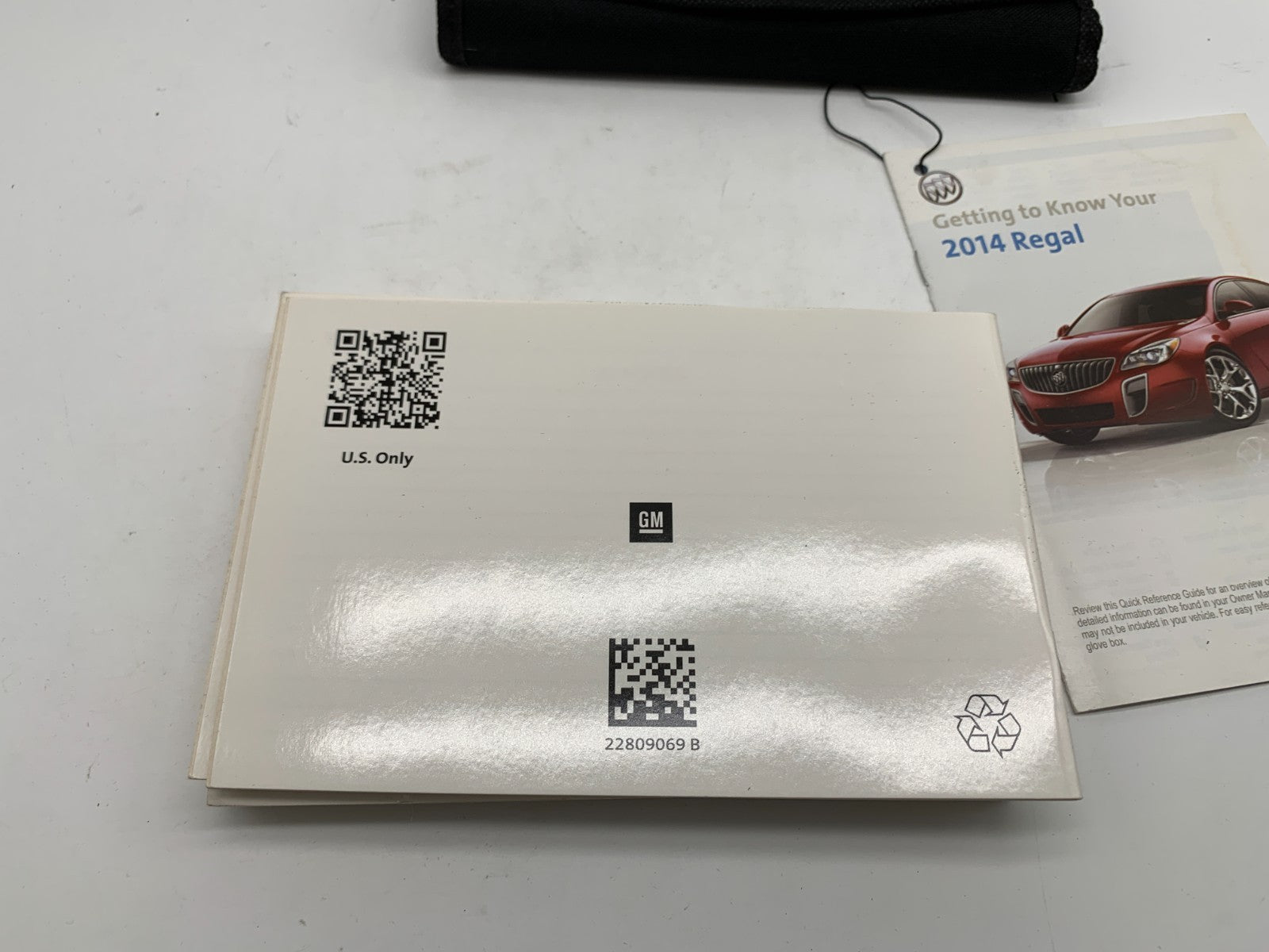 2014 Buick Regal Owners Manual Set with Case OEM B04B25015