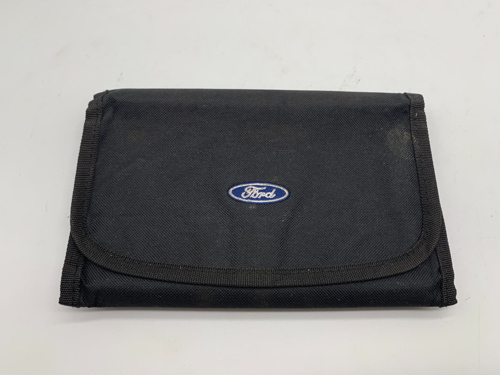 2014 Ford Fusion Owners Manual Set with Case OEM C01B49003