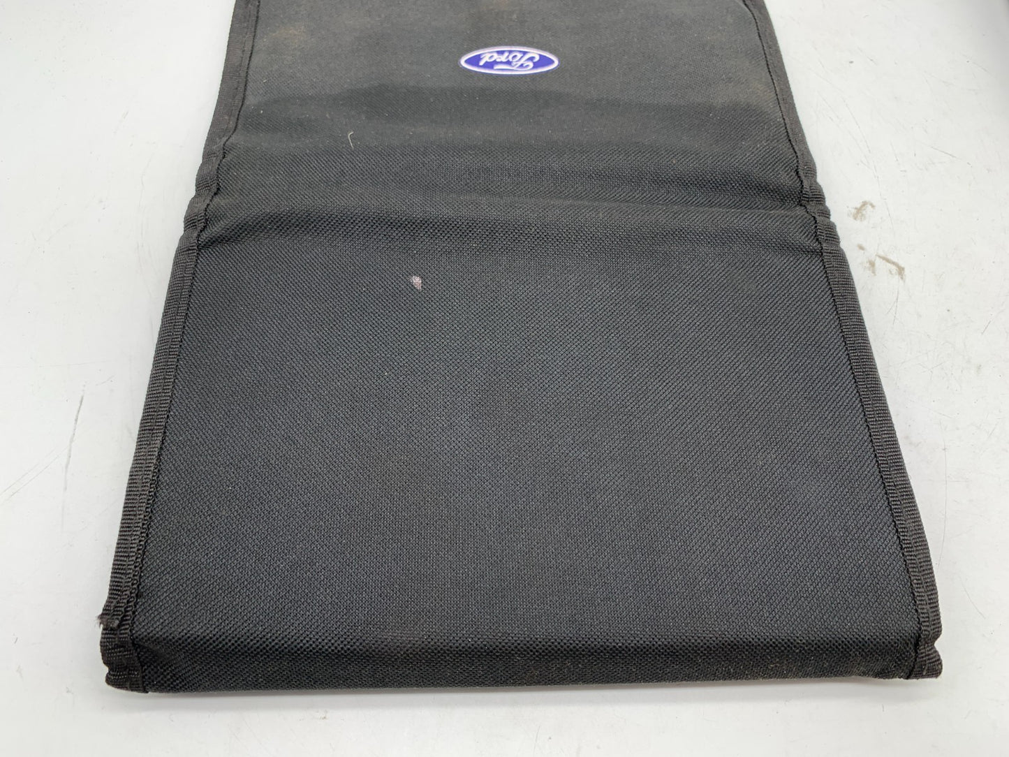 2016 Ford Focus Owners Manual Set with Case OEM C02B50023