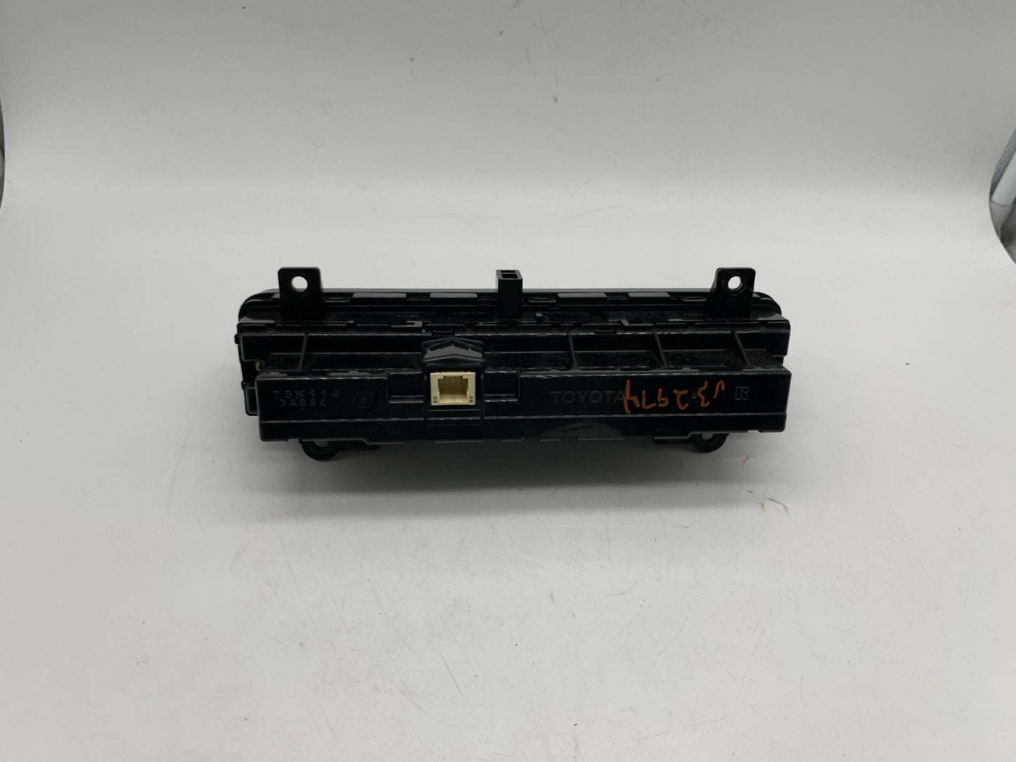 2017-2019 Toyota Corolla Sedan Climate Control AC Heater Unit OEM A04B43004