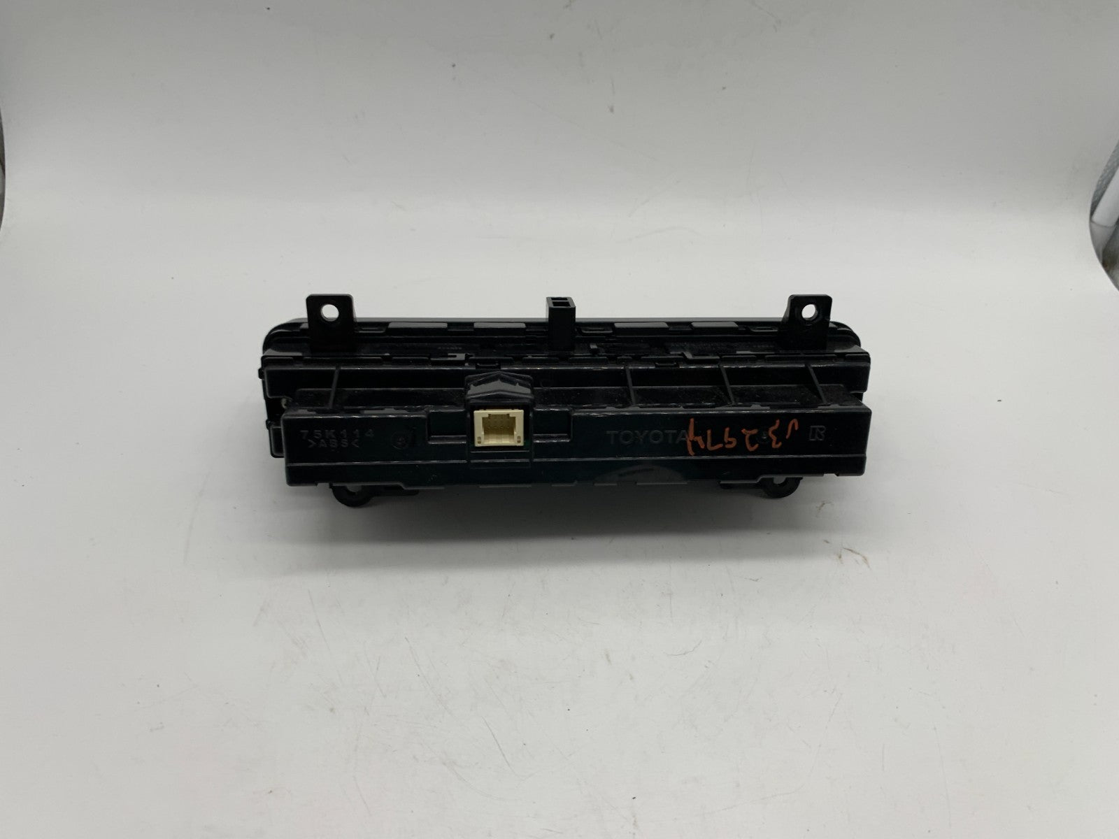 2017-2019 Toyota Corolla Sedan Climate Control AC Heater Unit OEM A04B43004