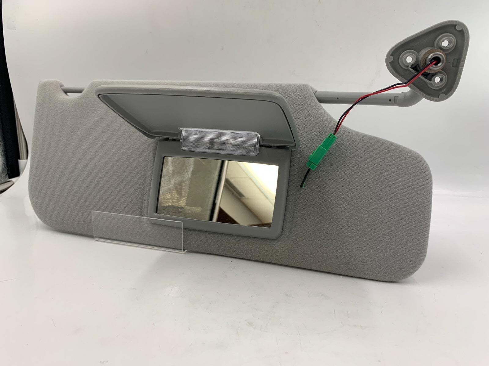2005-2007 Ford Freestyle Passenger Sun Visor Illuminated Gray OEM C04B21001