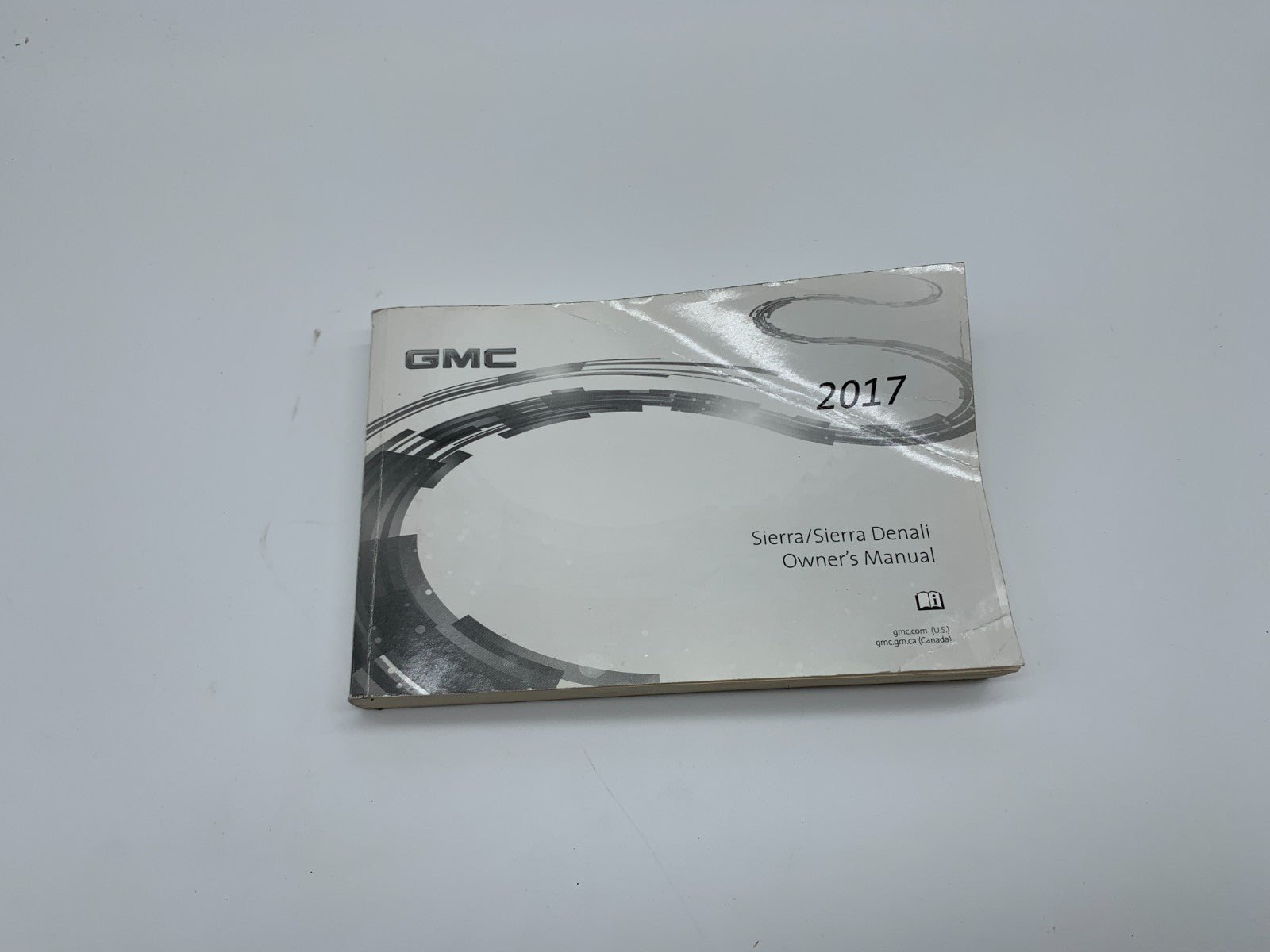 2017 GMC Sierra Owners Manual OEM C04B59023